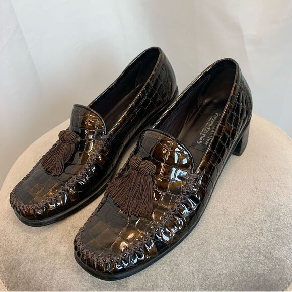 Stuart Weitzman for Russell and Bromley Brown croc embossed tassel loafers Sz 9 - Picture 9 of 9